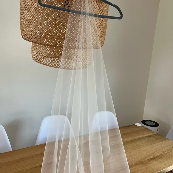 Tania Marias Audrey Minimalist Chapel Wedding Veil - Picture 11 of 15